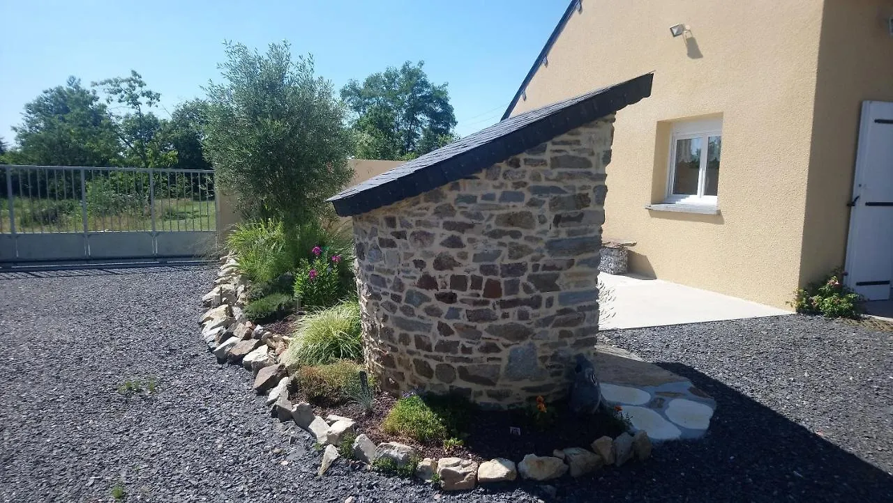 Holiday home Gite Des Huttes Bain-de-Bretagne