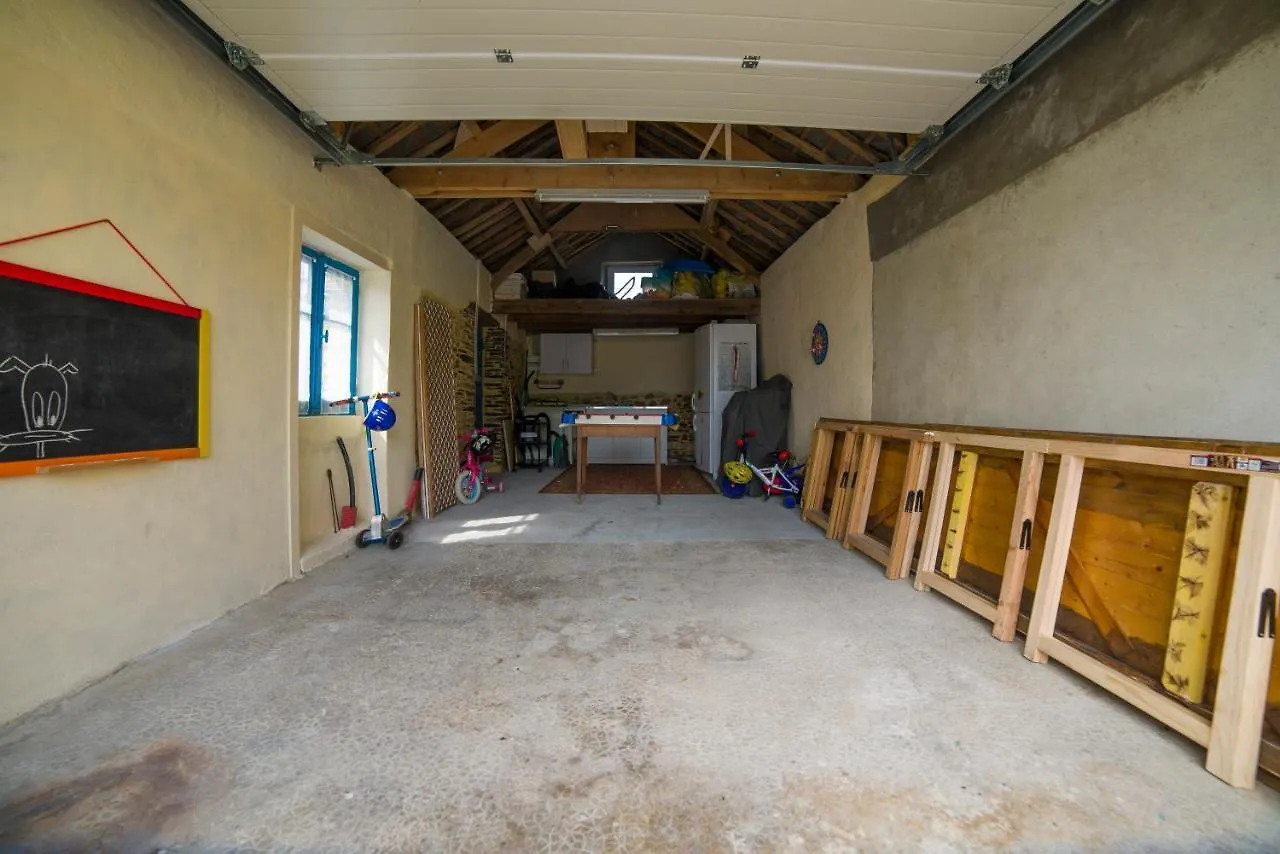 Holiday home Gite Des Huttes Bain-de-Bretagne